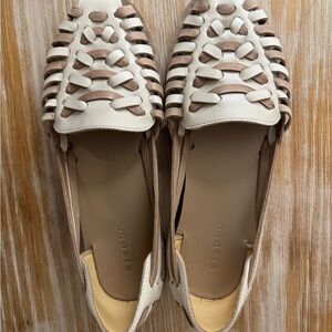 Nisolo Women's Woven Cream and Tan Flats